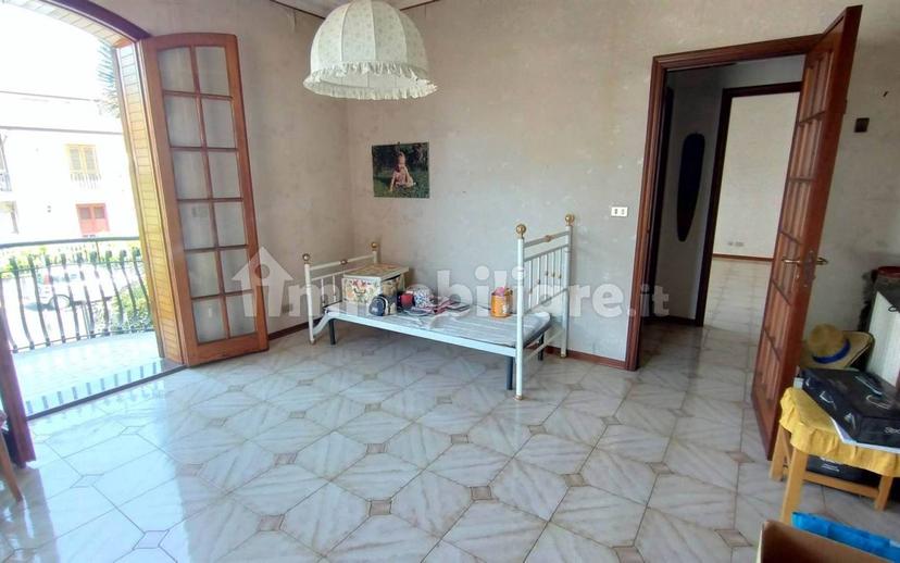 Trilocale via Dante Aligheri, Centro, Aci Sant'Antonio — foto 13 di 16