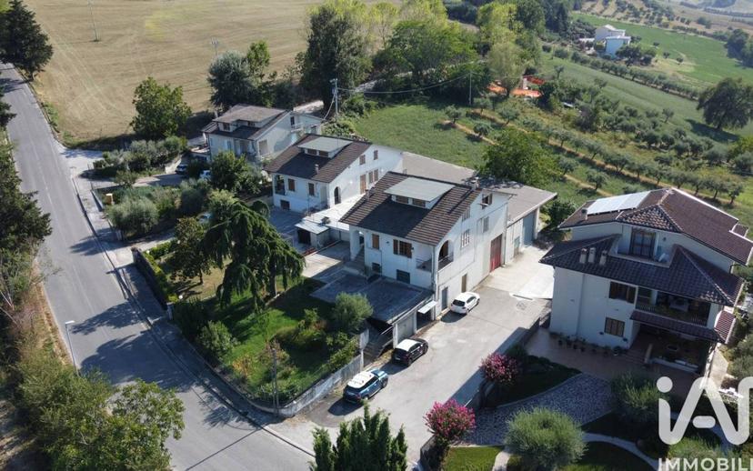 Villa unifamiliare via XXV APRILE, Mogliano — foto 7 di 31