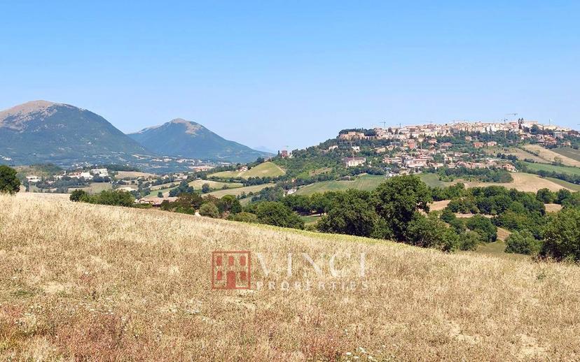 Villa unifamiliare, ottimo stato, 232 m², Camerino — foto 33 di 33