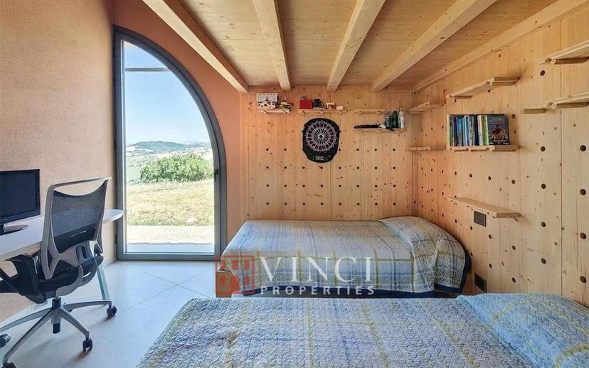 Villa unifamiliare, ottimo stato, 232 m², Camerino — foto 16 di 33