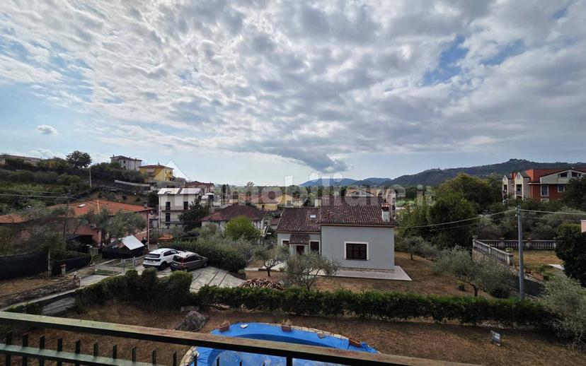 Villa bifamiliare via Gorizia 18, Ceparana Carpena, Bolano — foto 3 di 29