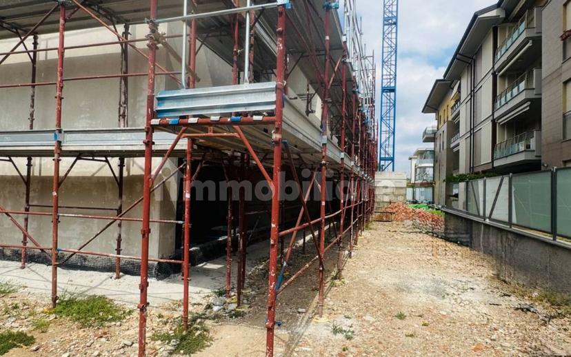 Villa bifamiliare viale Lombardia 110, Varedo — foto 9 di 77