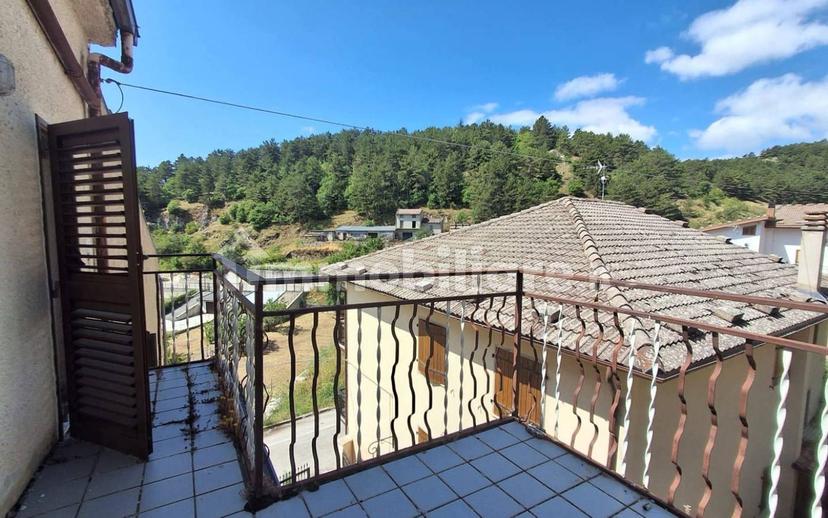 Terratetto unifamiliare via salita del Lago, 14/B, Castel del Monte — foto 3 di 21