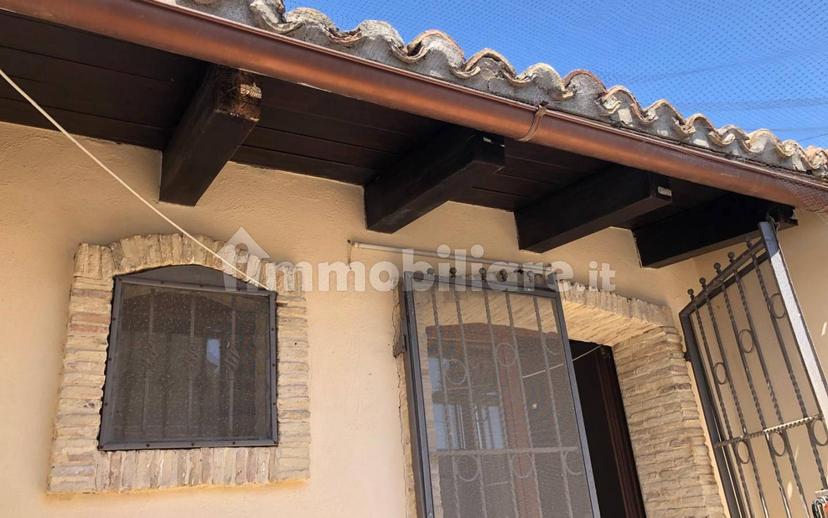 Villa unifamiliare via Giovanni Amendola 47, Centro, Lucera — foto 3 di 37