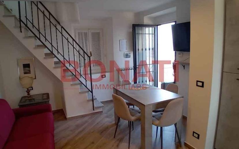 Trilocale ottimo stato, primo piano, Centro, Vezzano Ligure — foto 2 di 14