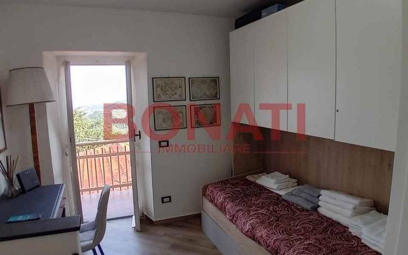 Trilocale ottimo stato, primo piano, Centro, Vezzano Ligure — foto 10 di 14