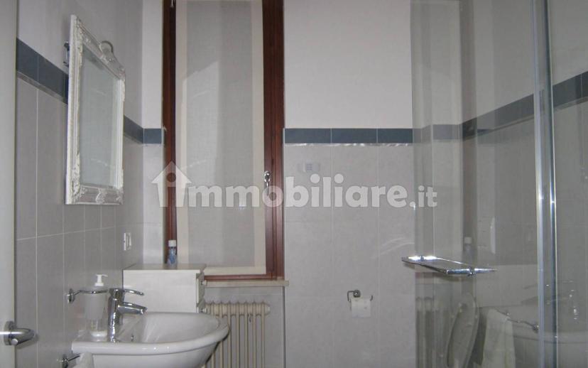Bilocale via Aleardo Aleardi 32, Centro Storico, Desenzano del Garda — foto 6 di 14