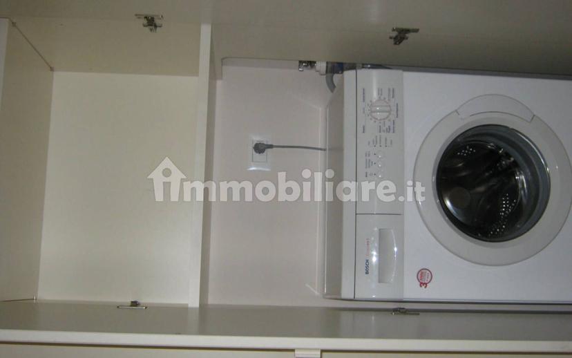 Bilocale via Aleardo Aleardi 32, Centro Storico, Desenzano del Garda — foto 4 di 14