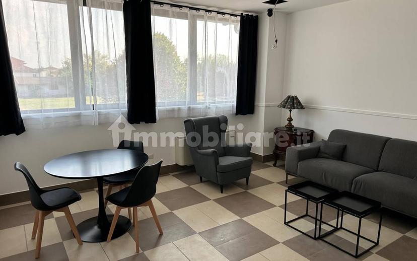 Stanza singola via della Stazione 9, San Martino Siccomario — foto 13 di 14