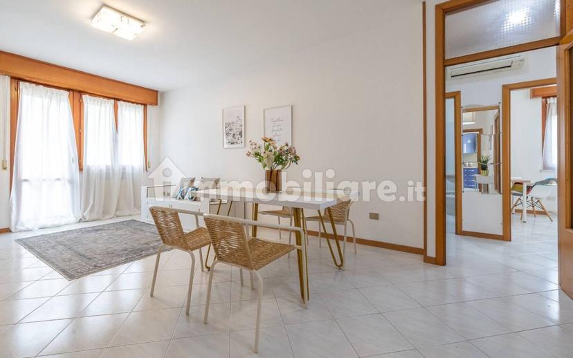 Appartamento via Marignano, 32, Centro, San Giovanni in Marignano — foto 7 di 42