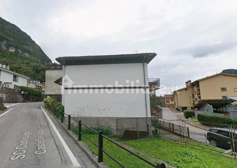 Quadrilocale via 20 Settembre 19, Codissago, Longarone — foto 2 di 16