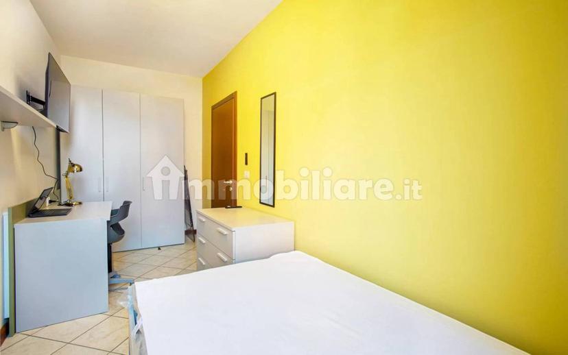 Stanza in affitto in appartamento via Giuseppe Verdi 32, Dalmine — foto 9 di 13