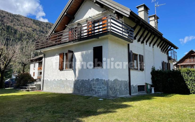 Villa bifamiliare via Melezzo Siberia, In Re, Craveggia — foto 3 di 35