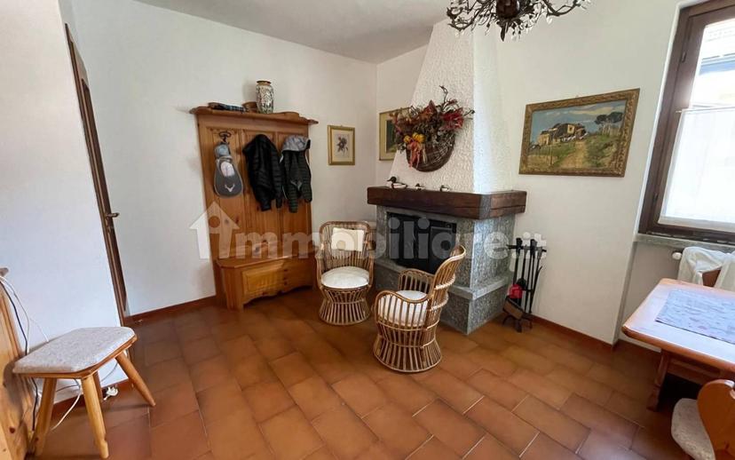 Villa bifamiliare via Melezzo Siberia, In Re, Craveggia — foto 2 di 35
