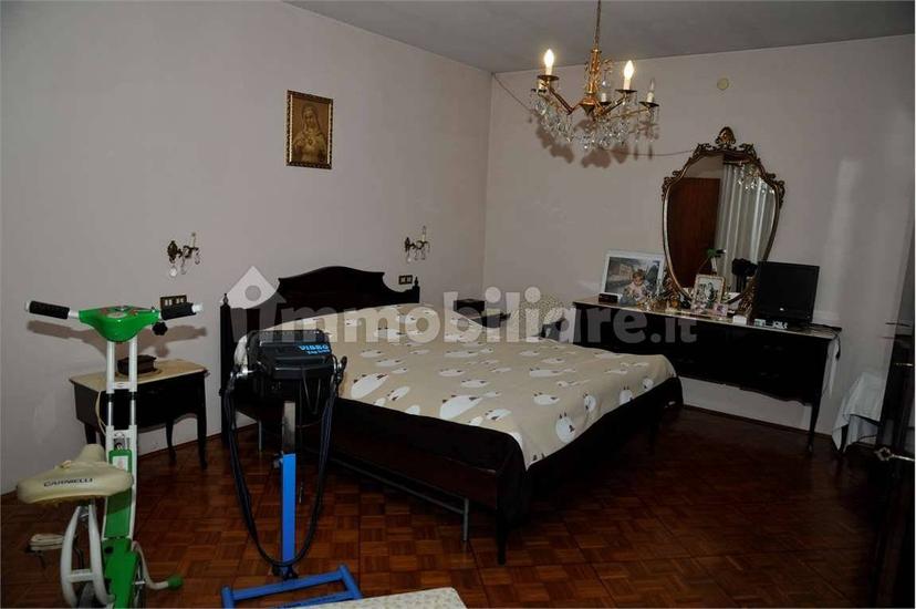 Terratetto unifamiliare 225 m², buono stato, Centro, Cordenons — foto 18 di 25