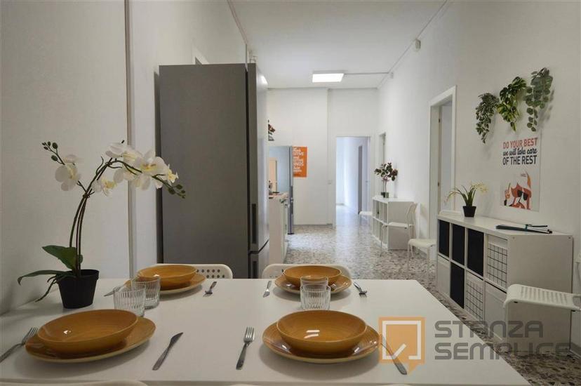 Stanza in affitto in appartamento Franco Villa 1 ,, Reggio Emilia