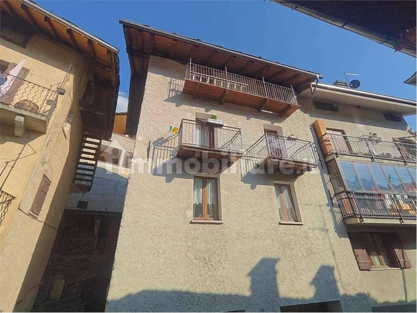 Trilocale nuovo, Lillianes — foto 20 di 36