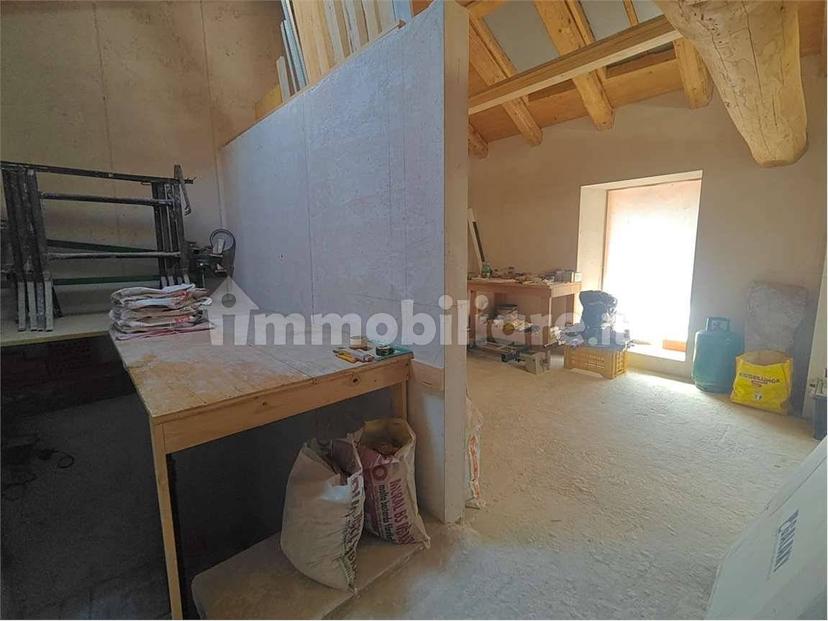 Trilocale nuovo, Lillianes — foto 16 di 36