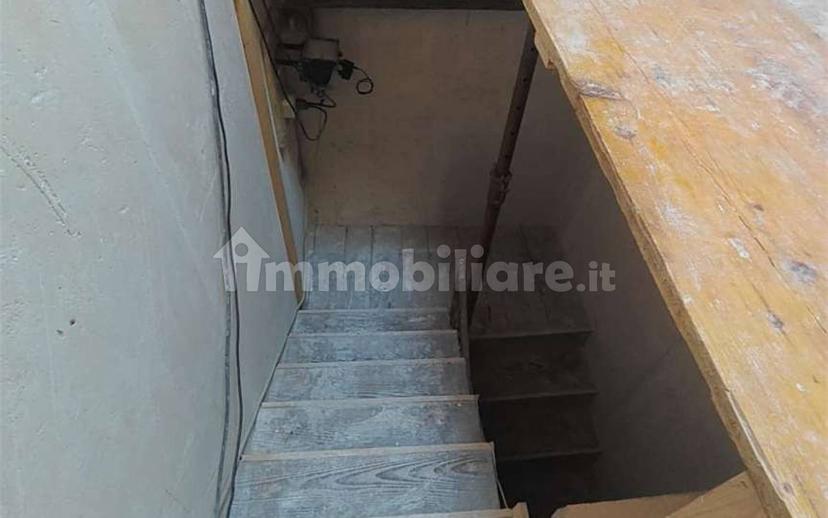 Trilocale nuovo, Lillianes — foto 31 di 36