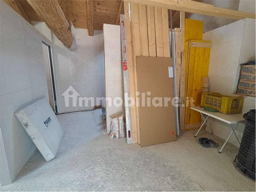 Trilocale nuovo, Lillianes — foto 27 di 36