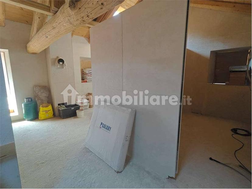 Trilocale nuovo, Lillianes — foto 8 di 36