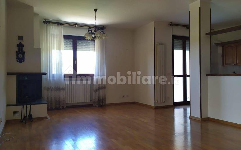 Attico via Gioacchino Rossini 91, Centro, Corridonia — foto 4 di 10