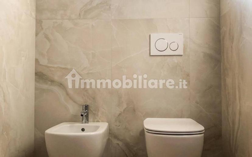 Stanza singola via Silvestro Lega 23, Peschiera del Garda — foto 13 di 14
