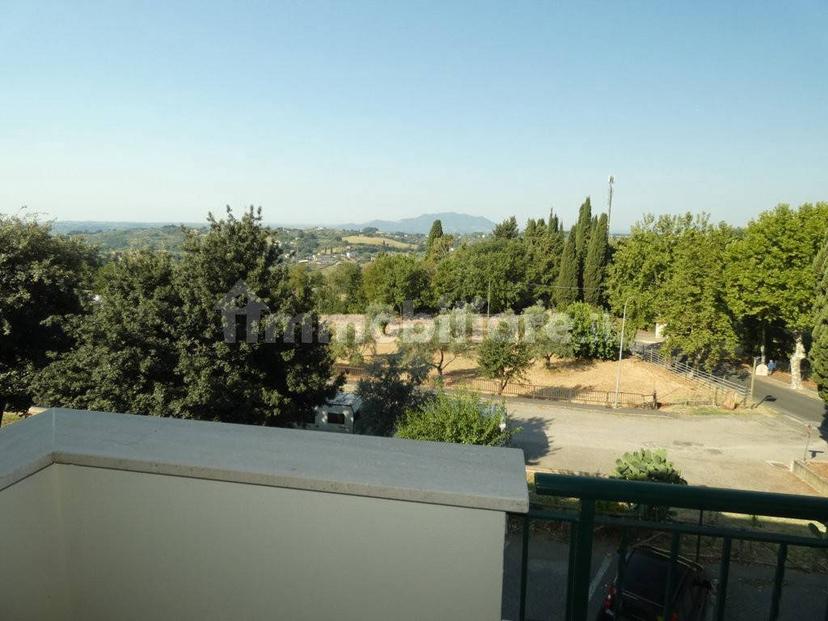 Trilocale viale Giuseppe Verdi 1, Cantalupo in Sabina — foto 10 di 28