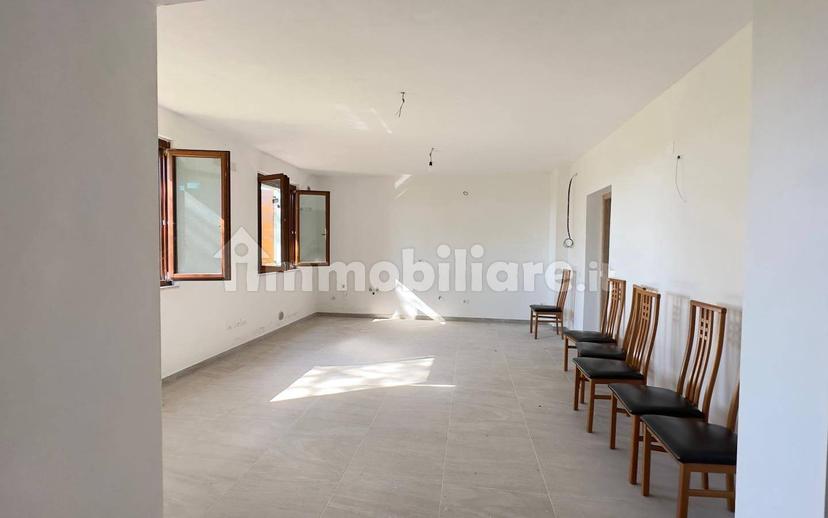 Villa bifamiliare via Giuseppe Garibaldi 48, Centro, Moglia