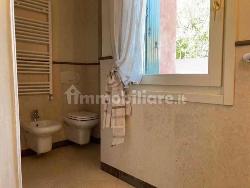 Quadrilocale via Xxv Aprile 20, Centro, Sirmione — foto 18 di 18