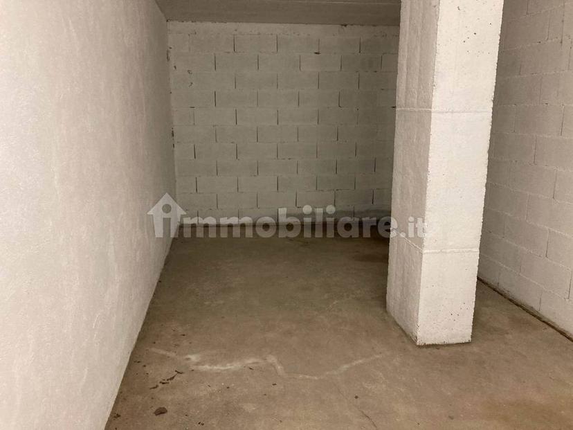 Quadrilocale via Xxv Aprile 20, Centro, Sirmione — foto 3 di 18