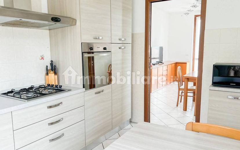 Trilocale via Oleggio Castello 17, Arona — foto 11 di 29