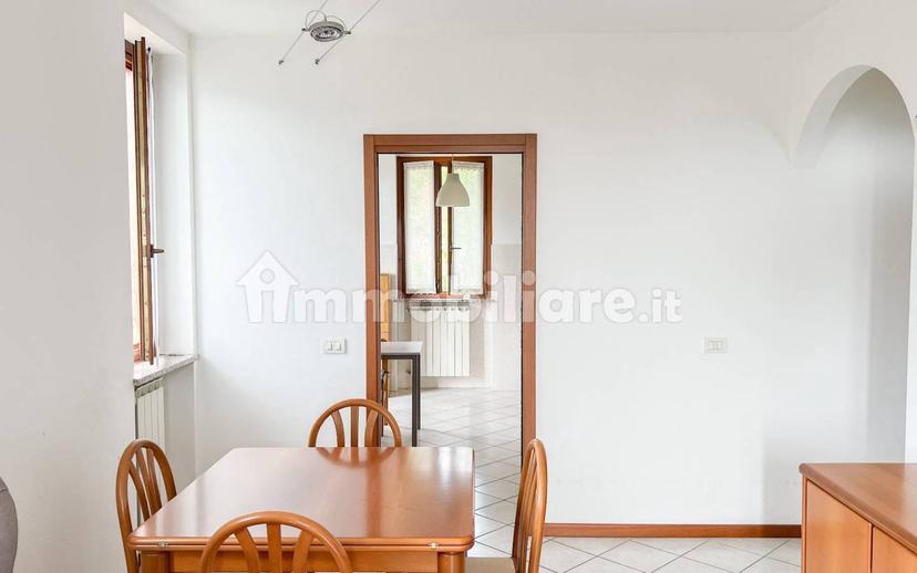 Trilocale via Oleggio Castello 17, Arona — foto 21 di 29