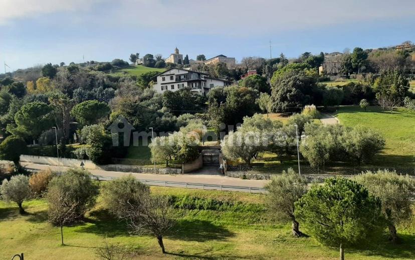 Mansarda via Giuseppe Parini 31A, Centro, Giulianova — foto 4 di 10