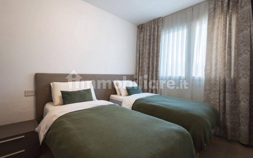 Villa bifamiliare via Giovanni Caboto, Chiodi II, Sirmione — foto 9 di 19