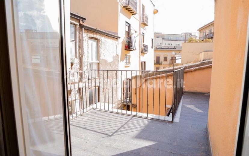 Stanza singola via Gigino Gattuso 87, Caltanissetta — foto 5 di 11