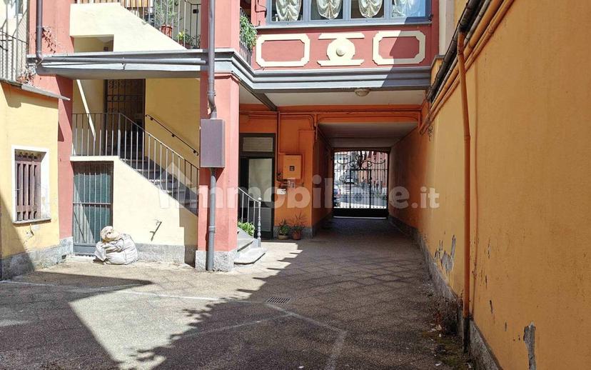 Bilocale ottimo stato, primo piano, Centro Storico, Biella