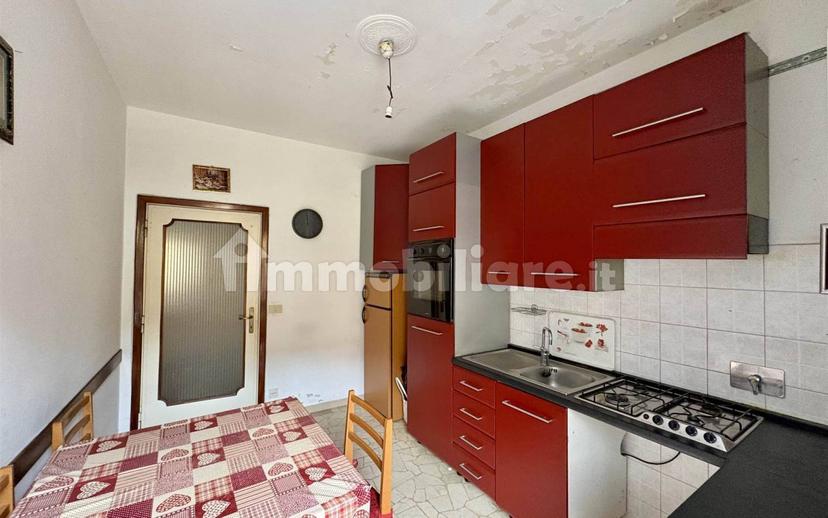 Trilocale buono stato, primo piano, Pian Di Scò, Castelfranco Piandisco — foto 3 di 18