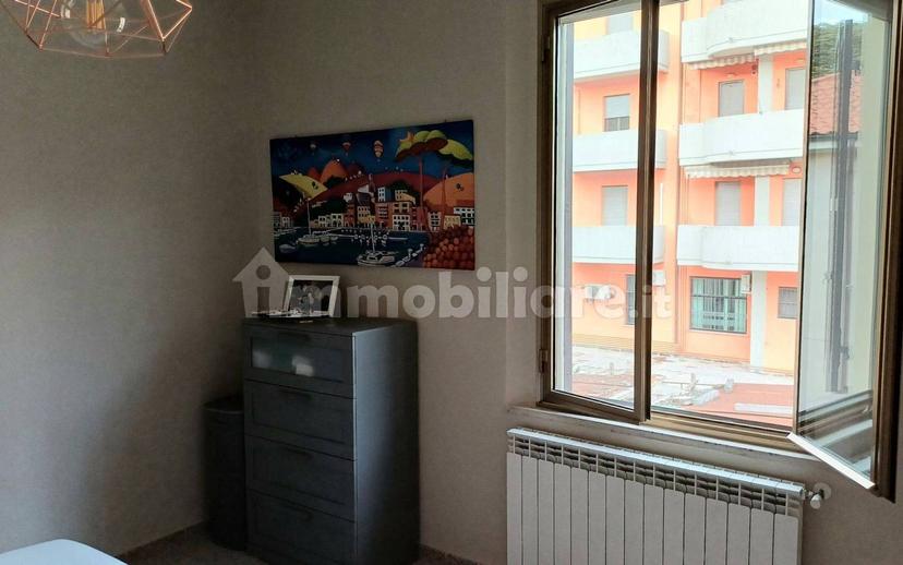 Trilocale viale Martiri della Libertà 41, Centro, Pergola — foto 3 di 12