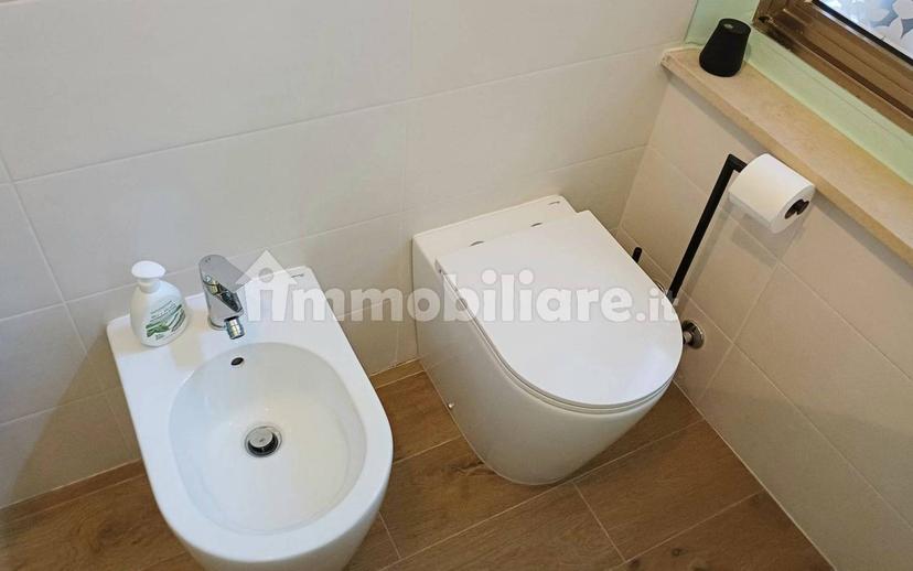 Trilocale viale Martiri della Libertà 41, Centro, Pergola — foto 8 di 12