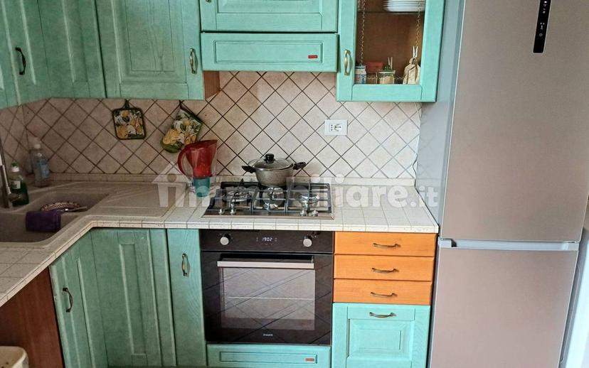 Trilocale viale Martiri della Libertà 41, Centro, Pergola — foto 6 di 12