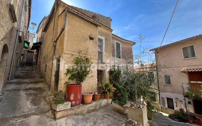 Quadrilocale via Elvino, Centro, Alvito — foto 10 di 13