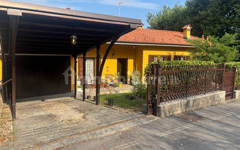 Villa unifamiliare via Spiazzo Snc, La Valletta Brianza — foto 17 di 19