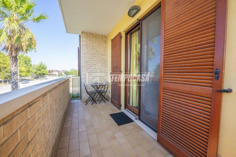 Trilocale viale Europa 51, Borgo Stazione, Montecosaro