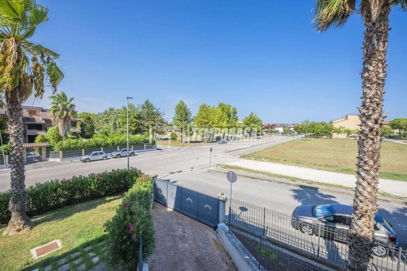 Trilocale viale Europa 51, Borgo Stazione, Montecosaro — foto 16 di 29