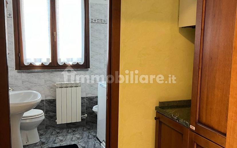 Bilocale via Giacomo Puccini 61, Centro, Somma Lombardo — foto 2 di 8