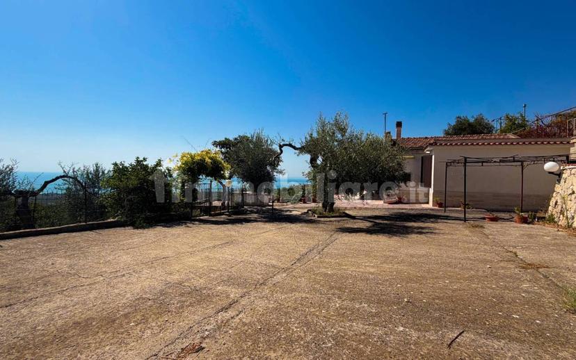 Appartamento in villa via Madonna della Libera, Madonna Della Libera, Monte Sant'Angelo — foto 6 di 19