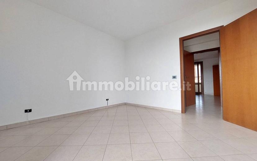 Trilocale via Arrigo Boito, Centro, Gualtieri — foto 4 di 21