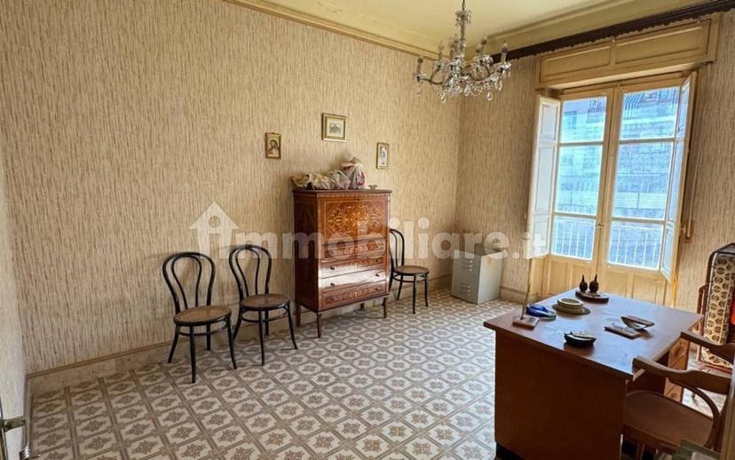 Trilocale via Napoleone Colajanni 166, Centro, Caltanissetta — foto 4 di 13