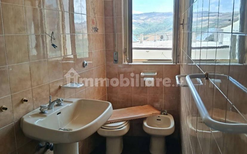 Trilocale via Costa traversa 1 11, San Bartolomeo in Galdo — foto 6 di 12